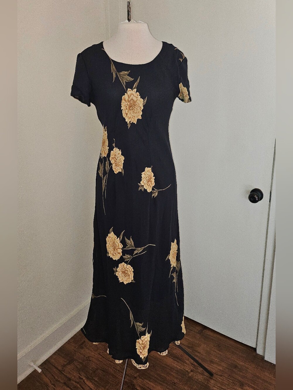 Vintage Jessica Howard Black Maxi Floral Flowy Dress Large